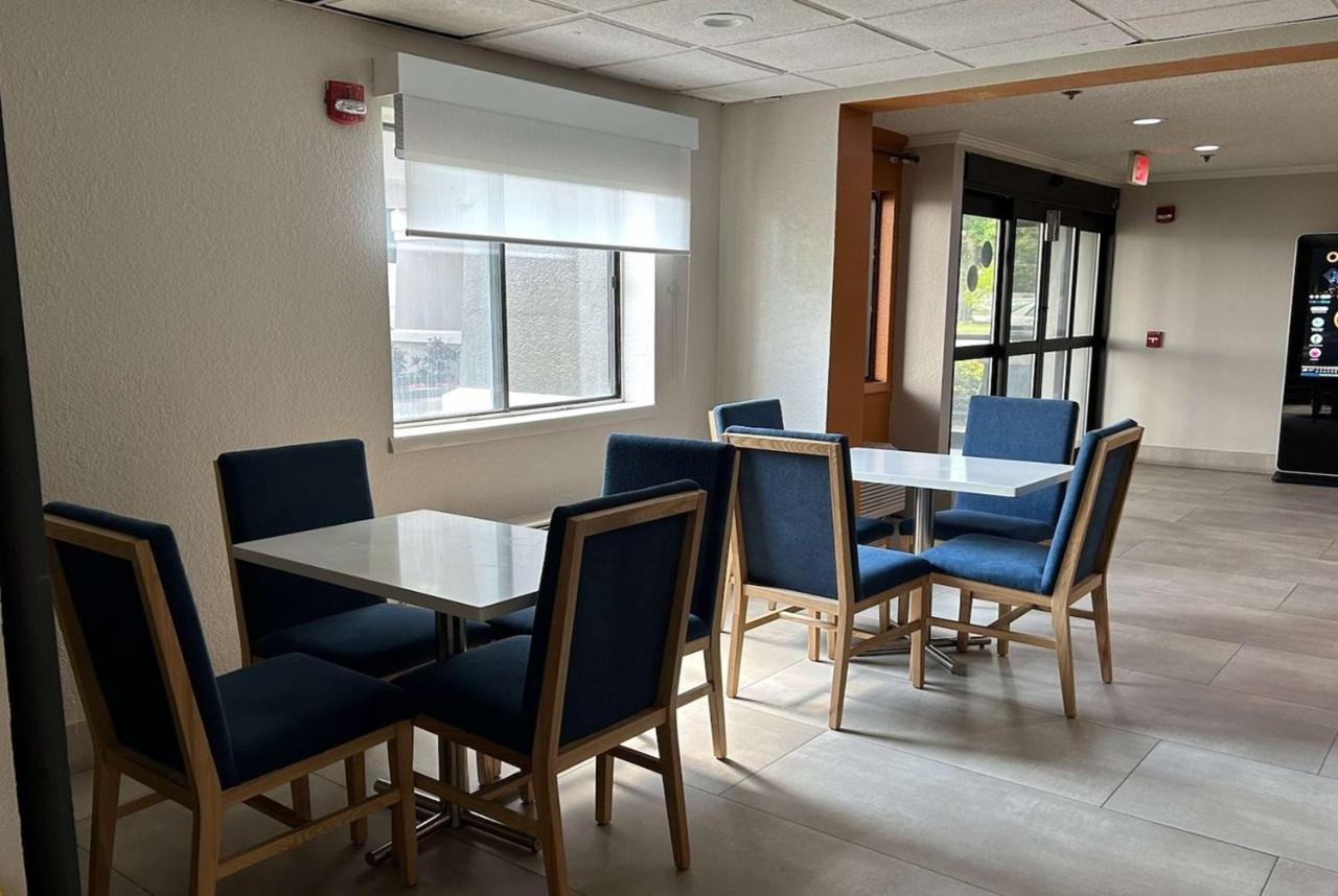 La Quinta By Wyndham Orlando South Ξενοδοχείο Williamsburg Εξωτερικό φωτογραφία