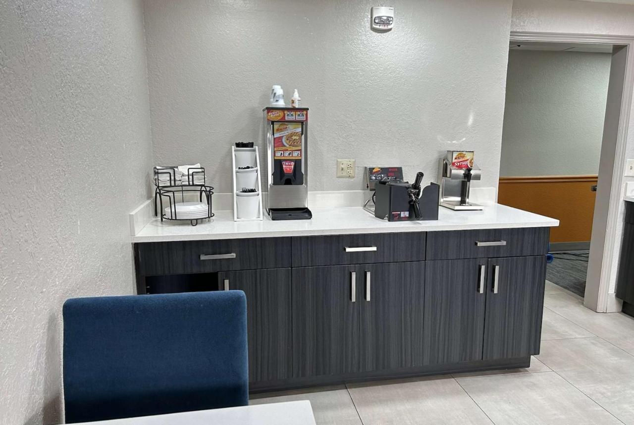 La Quinta By Wyndham Orlando South Ξενοδοχείο Williamsburg Εξωτερικό φωτογραφία