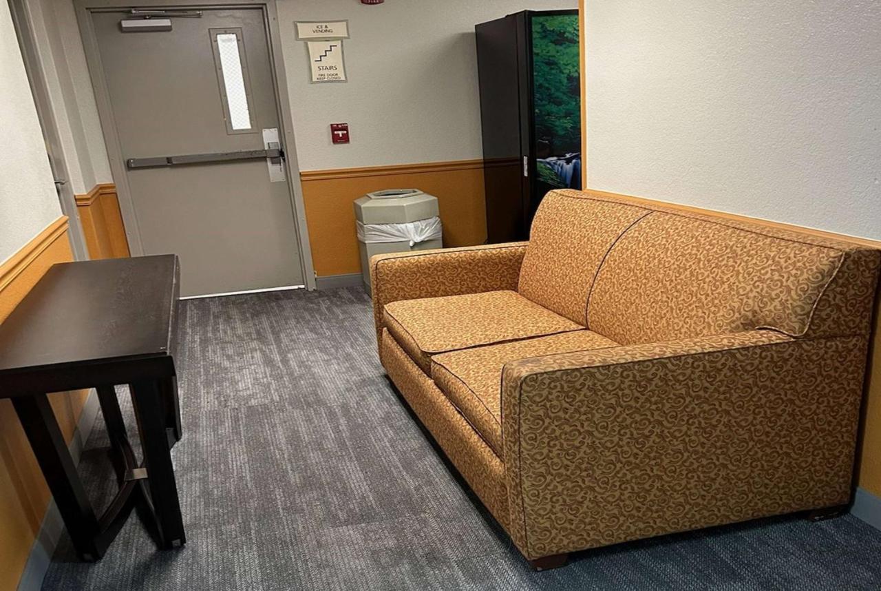 La Quinta By Wyndham Orlando South Ξενοδοχείο Williamsburg Εξωτερικό φωτογραφία