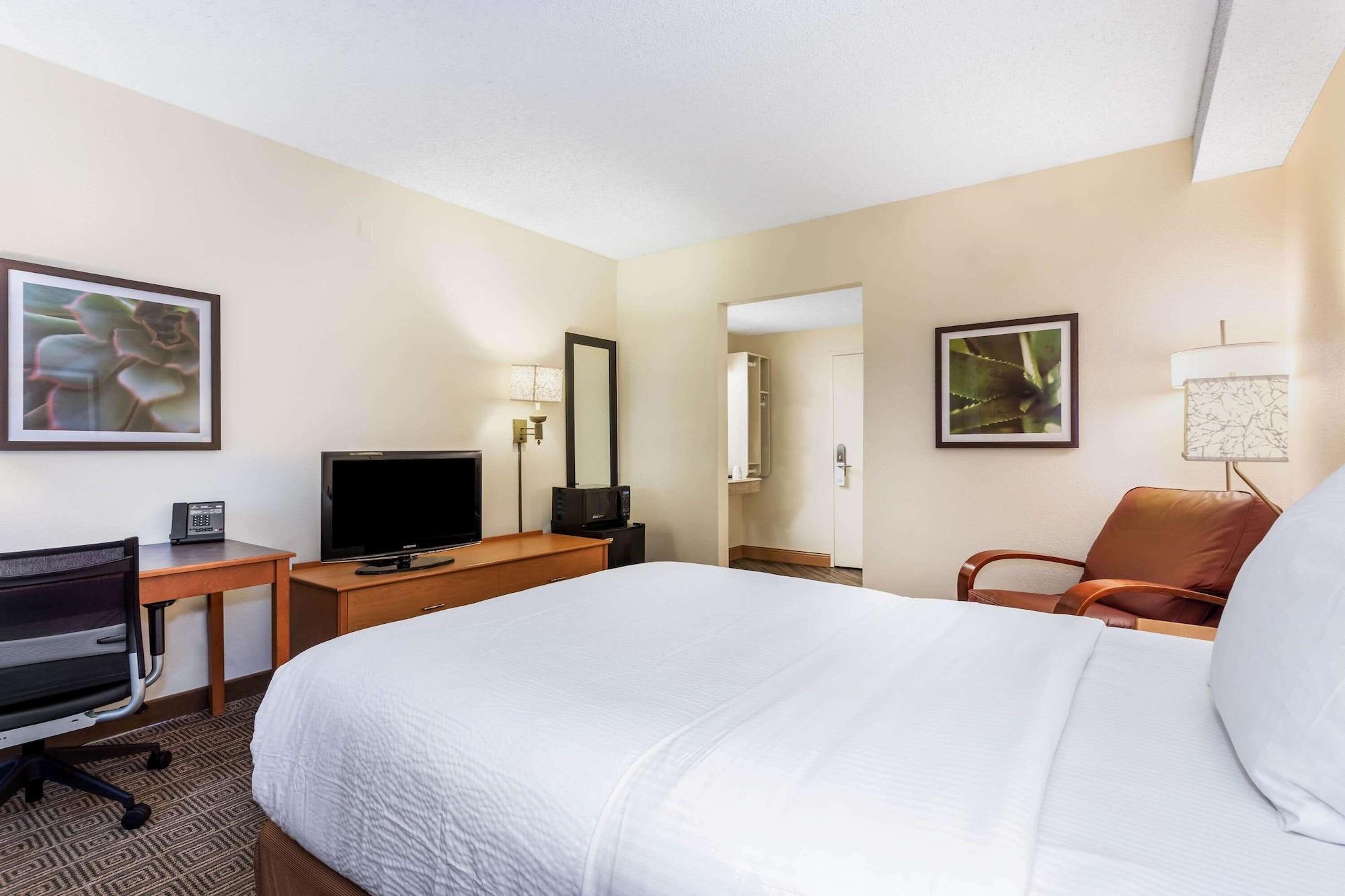 La Quinta By Wyndham Orlando South Ξενοδοχείο Williamsburg Εξωτερικό φωτογραφία